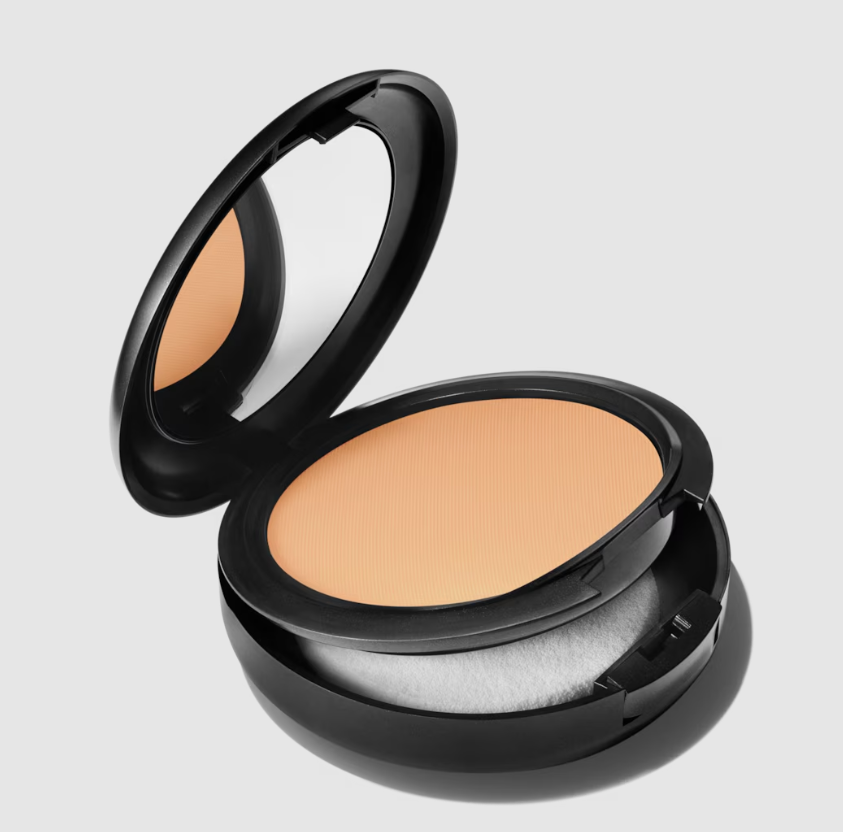 Studio Fix Powder Plus Light Foundation